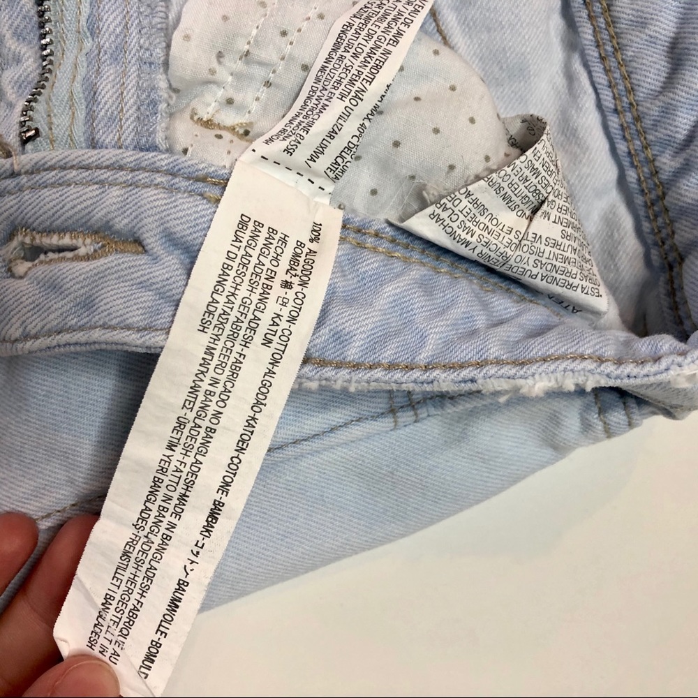 NWOT Zara High Rise Distressed Cutoff Jean Shorts - Picture 9 of 9